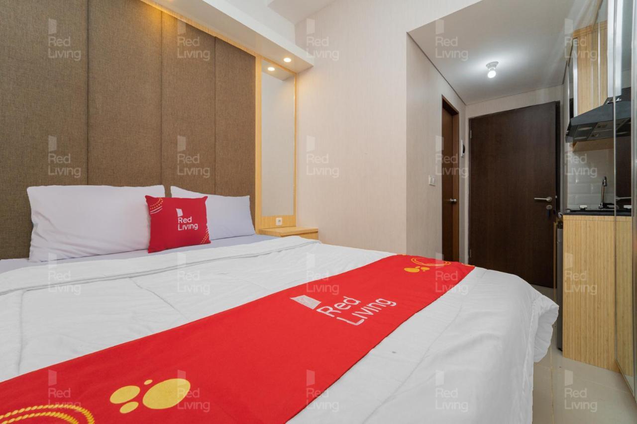 Redliving Transpark Juanda - F88 Tower Jade Hotel
