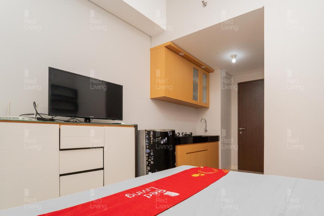 Redliving Transpark Juanda - F88 Tower Jade Hotel